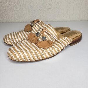 Franco Cuadra Chic Woven Tan and White Mules Casual Tassel